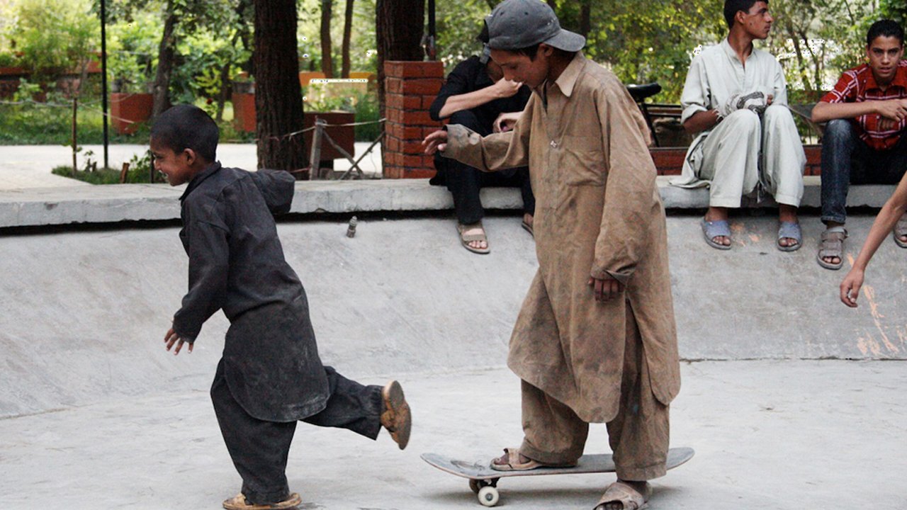 Skateistan ajuda jovens no Afeganistão (1)