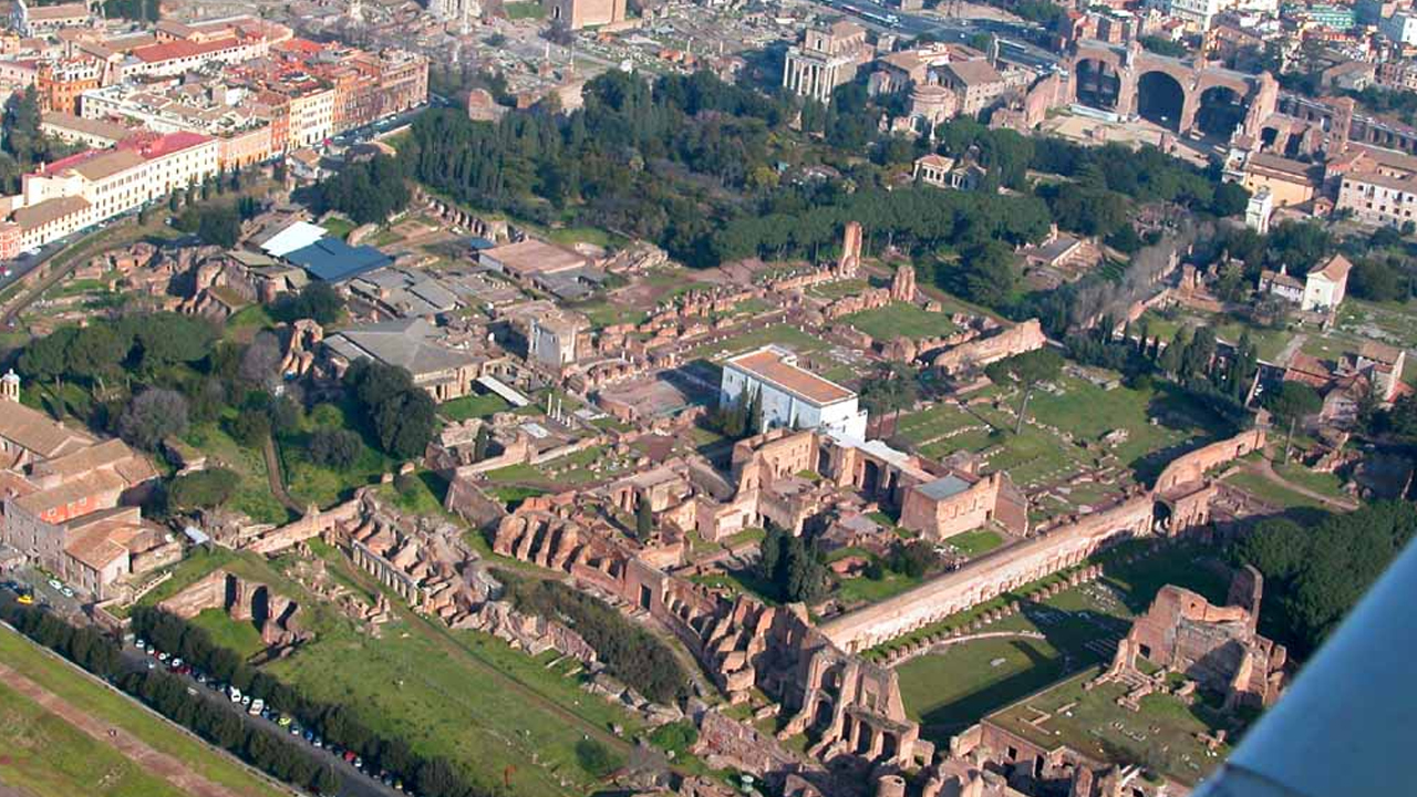 Vista aérea do Palatino e Forum Romano. Foto: Martin G. Conde 